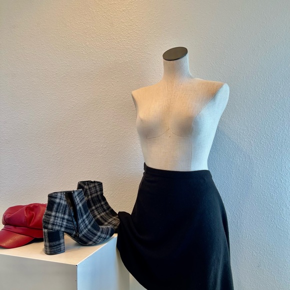 Diba Gray Black Plaid Chunky Heel 8.5 Flannel Boot - Picture 11 of 13